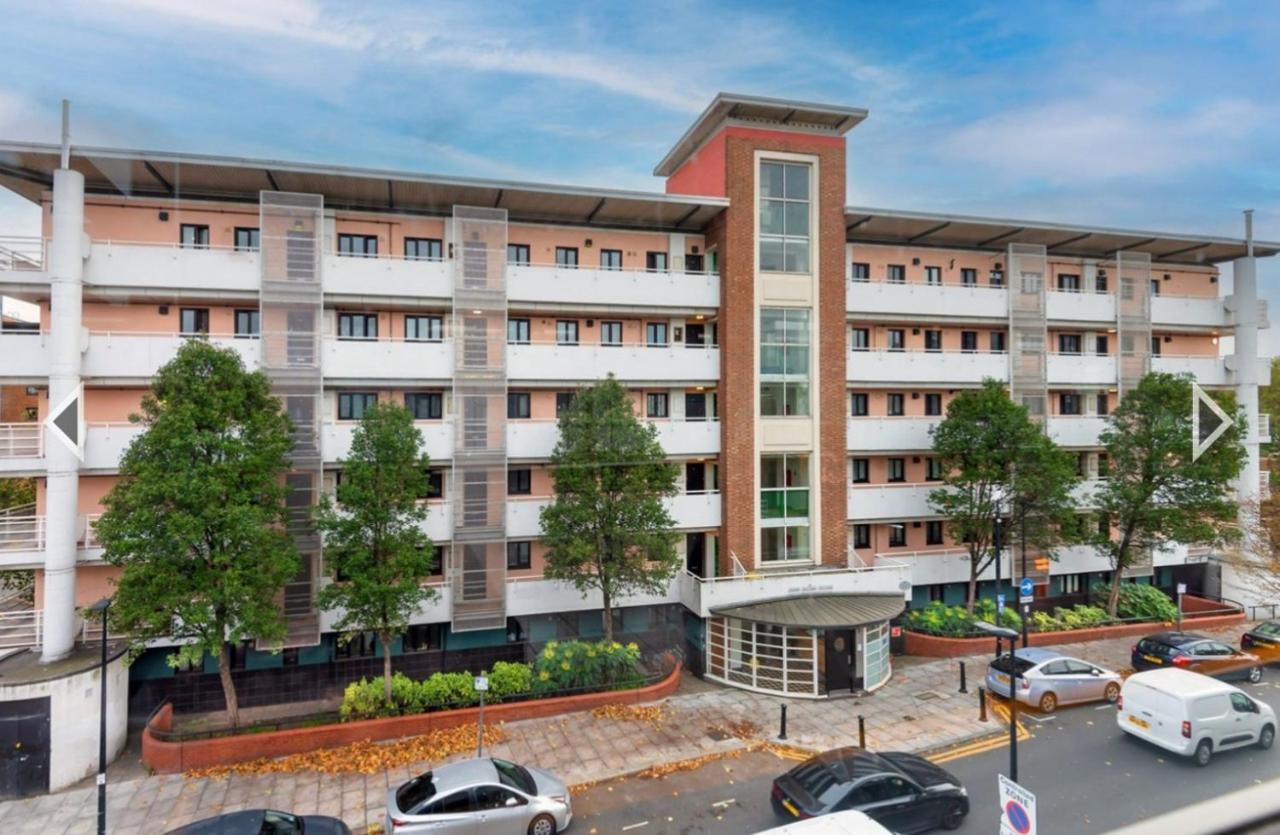 Bright, Nice Interior, Close To The City, 2 Bedroom Apartment Londres Exterior foto